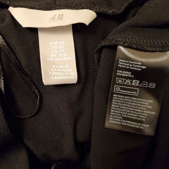 H&M Women’s Black Dolman Sleeve V-Neck Midi Shift Dress - XS - Picture 8 of 11